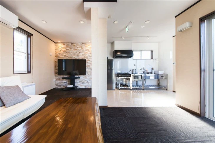 Prefab Country House